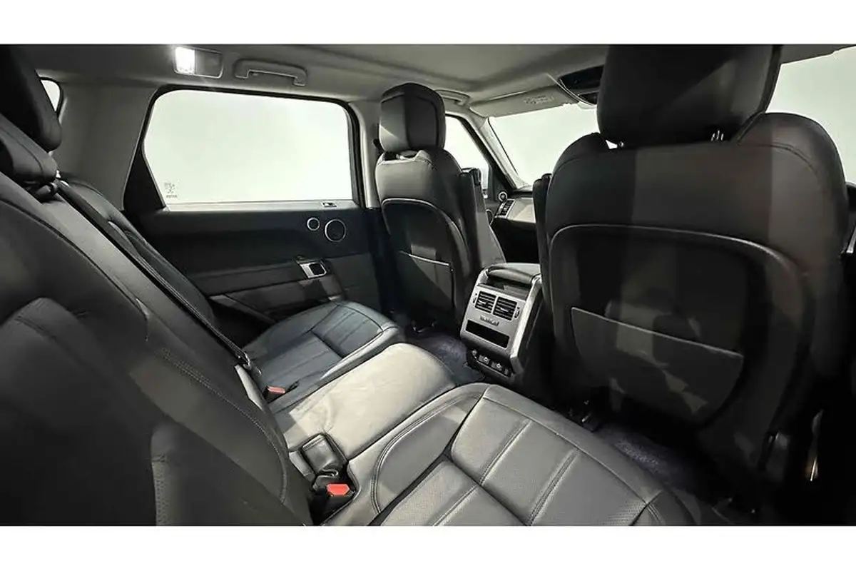 2022-land-rover-range-rover-sport-30-d250-hse-big-22