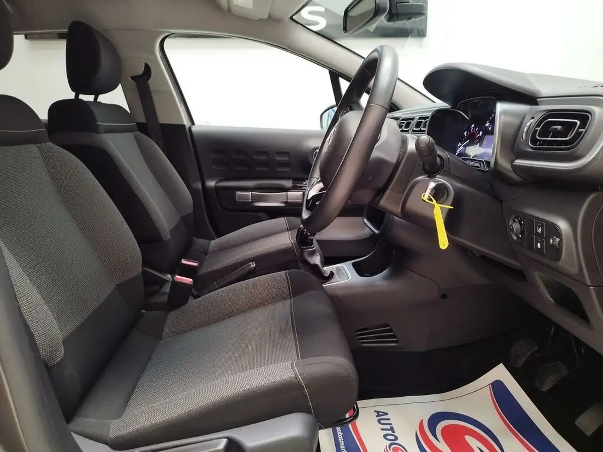 2019-citroen-c3-12-puretech-flair-82ps-ss-big-24
