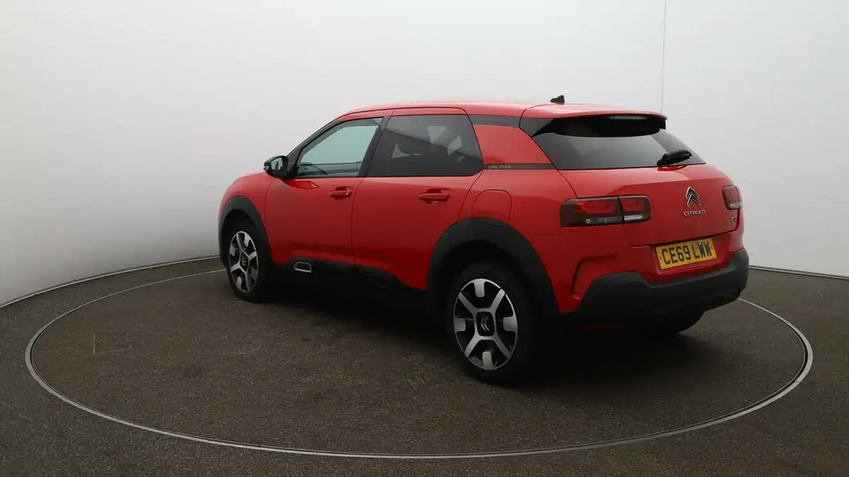 2019-citroen-c4-cactus-15bluehdi-flair-120ps-eat6-big-53