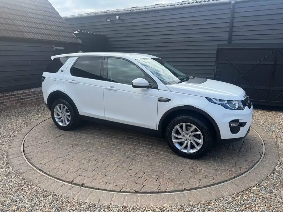 2017-land-rover-discovery-sport-20td4-se-tech-182ps-suv-auto-big-19