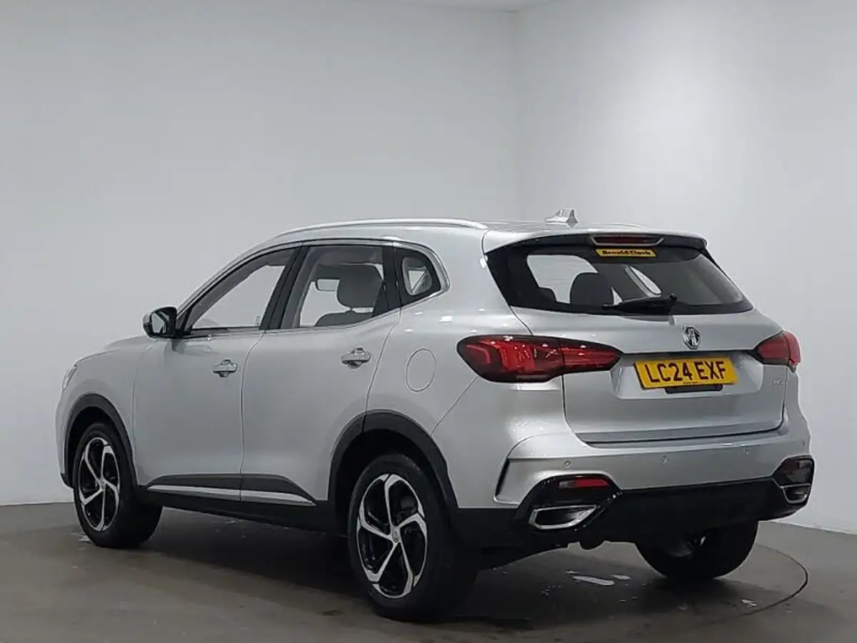 2024-mg-hs-15t-gdi-se-162ps-1490cc-big-1