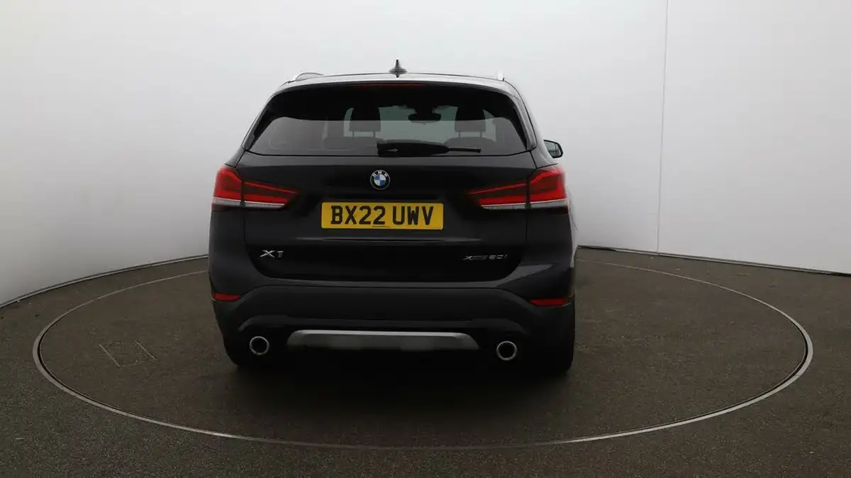 2022-bmw-x1-20-xdrive20i-xline-big-48