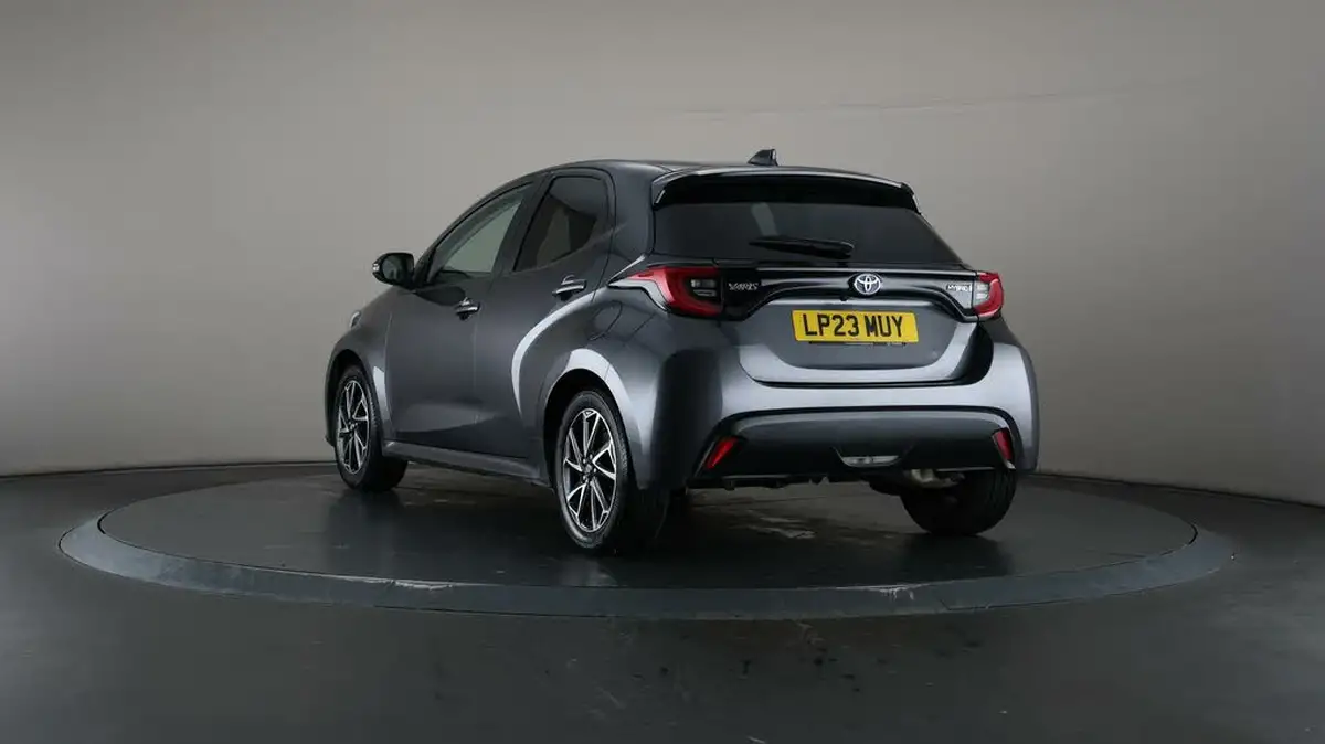 2023-toyota-yaris-15-vvt-i-design-big-59