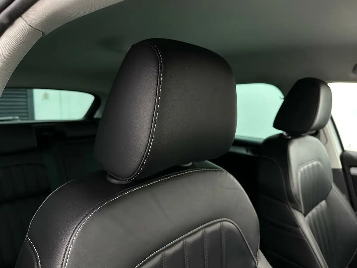 2020-skoda-superb-20tdi-se-technology-150ps-estate-dsg-big-31