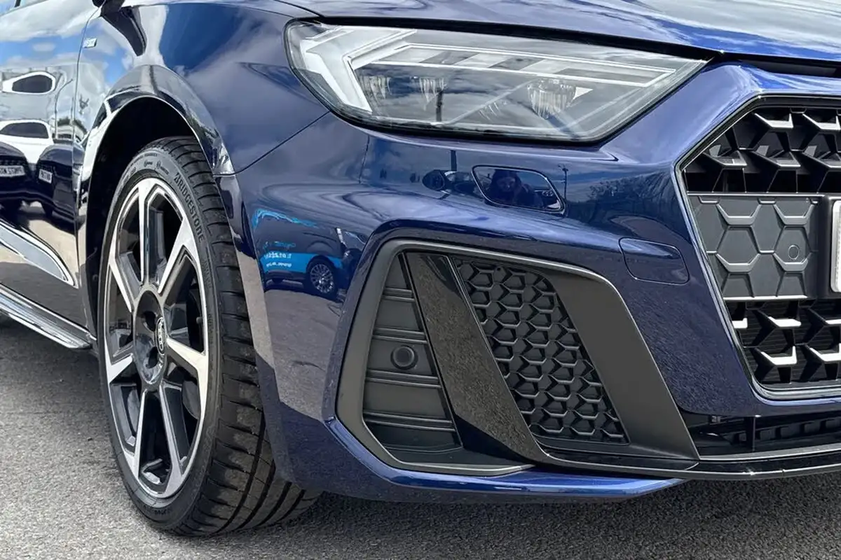 2025-audi-a1-15-35-tfsi-black-edition-big-7