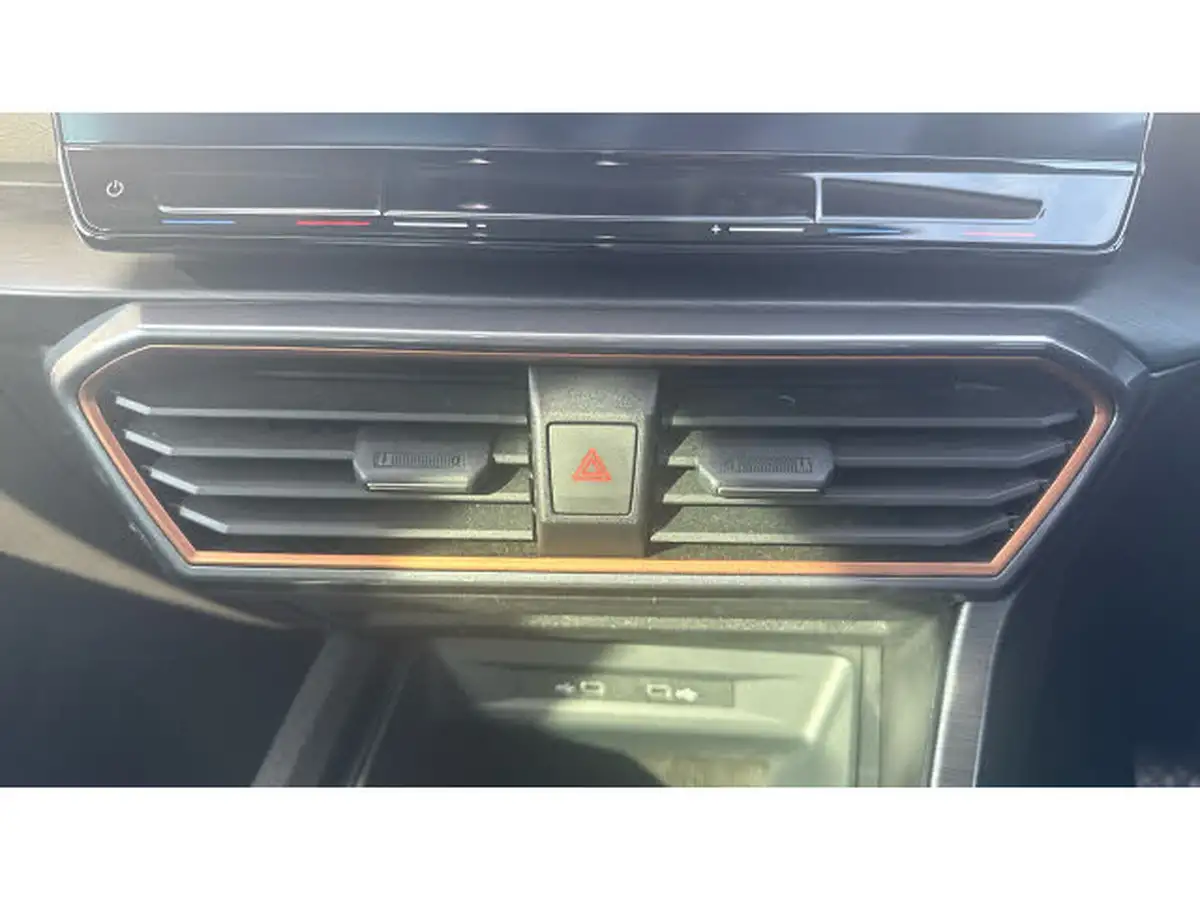 2023-cupra-formentor-20-tsi-v1-big-12