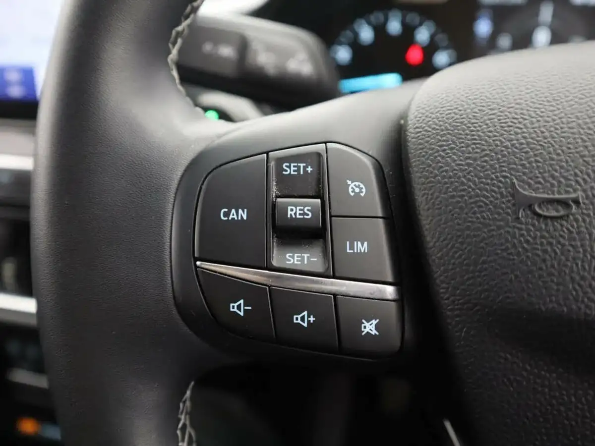 2021-ford-puma-suv-10-titanium-125ps-hybrid-mhev-big-21
