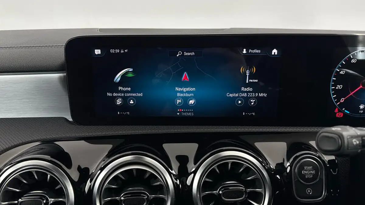 2022-mercedes-benz-cla-13-cla-180-amg-line-premium-plus-shooting-brake-5d-big-11