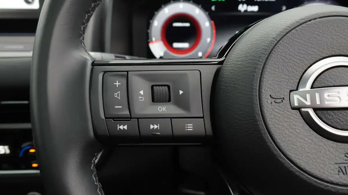 2022-nissan-qashqai-13-dig-t-n-connecta-140ps-big-24