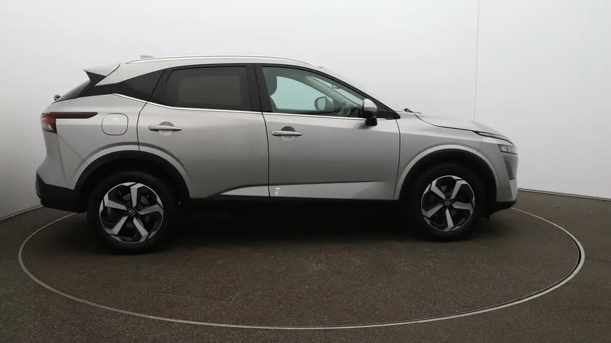 2022-nissan-qashqai-13-dig-t-n-connecta-140ps-big-41