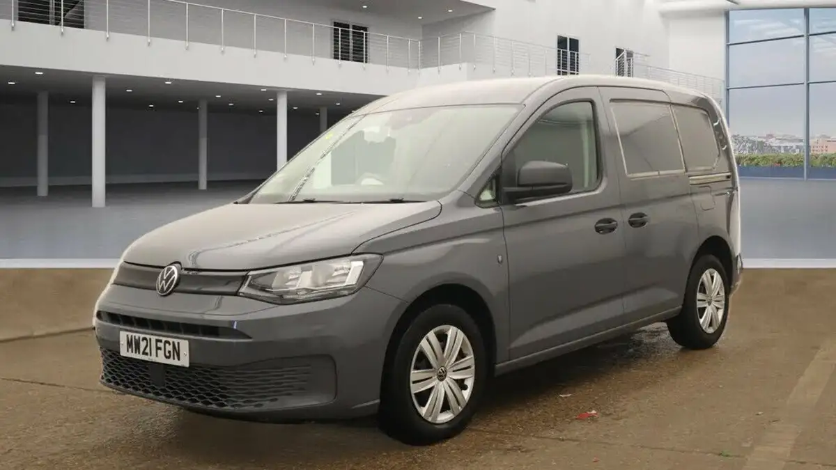 2021-volkswagen-caddy-20tdi-c20-cargo-commerce-plus-102pseu6d-big-3