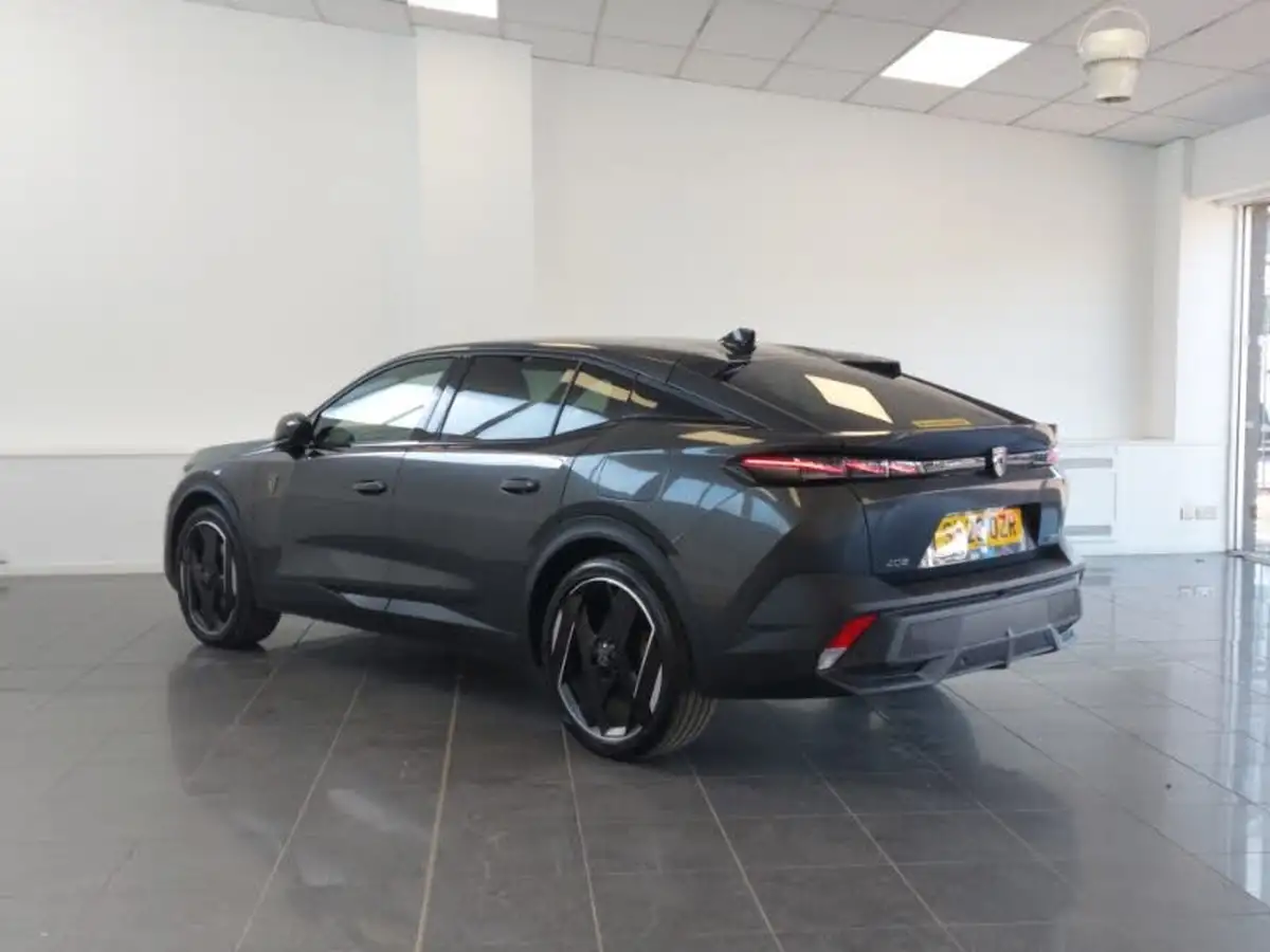 2023-peugeot-408-16-puretech-gt-225ps-big-1