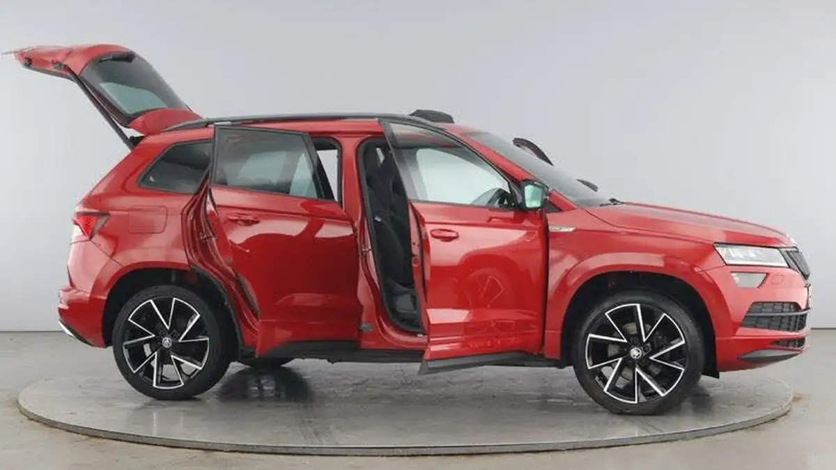 2018-skoda-karoq-20tdi-sportline-150ps-big-9