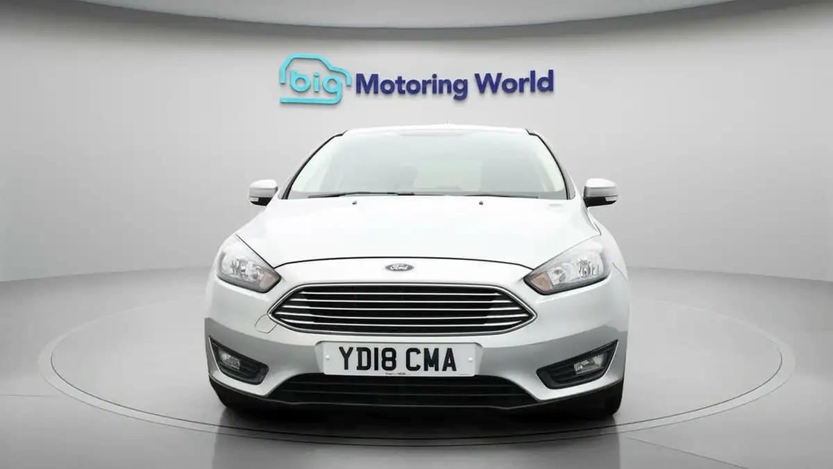2018-ford-focus-10t-zetec-edition-125ps-hatchback-auto-big-1