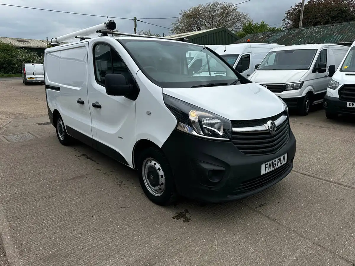 2016-vauxhall-vivaro-16cdti-2900-ecoflex-l1h1-90ps-panel-van-big-1