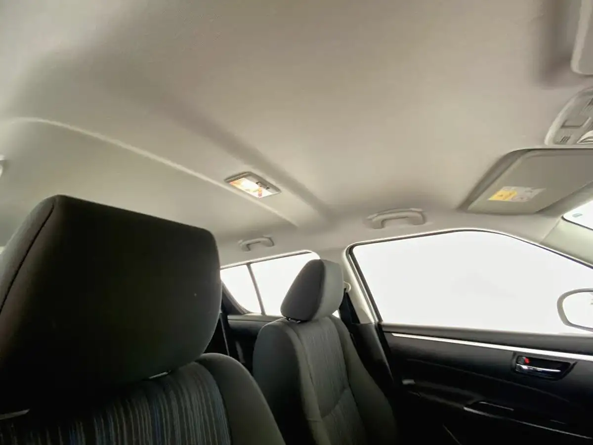 2015-suzuki-swift-12-sz3-5d-big-23