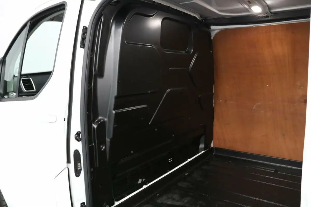 2022-ford-transit-custom-20tdci-300-l1h2-limited-170pseu6dt-big-12