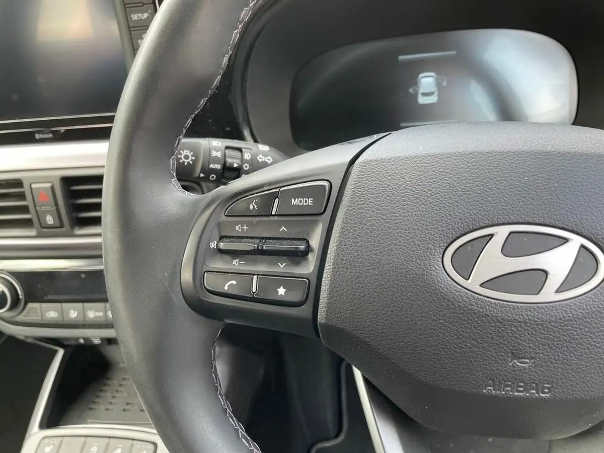 2024-hyundai-i10-12-premium-79ps-auto-big-15