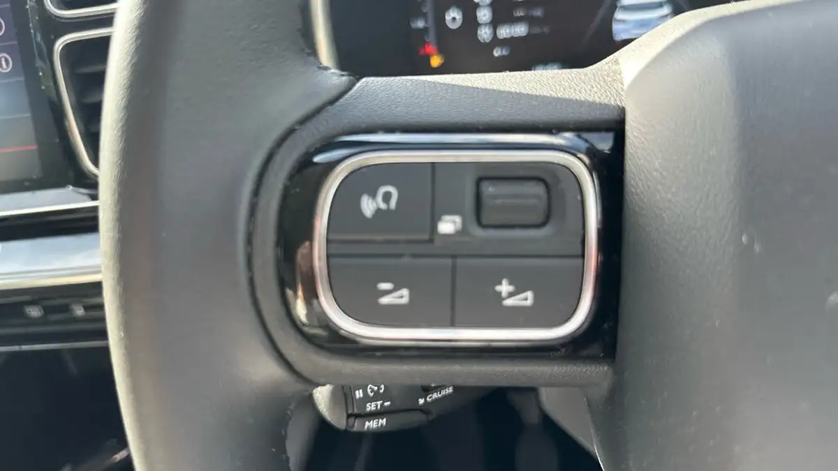 2021-citroen-c5-aircross-12-puretech-shine-big-22