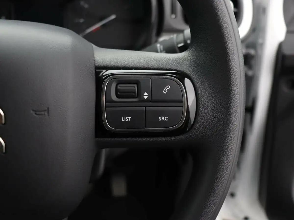 2024-citroen-c3-12-puretech-plus-110ps-eat6-big-24