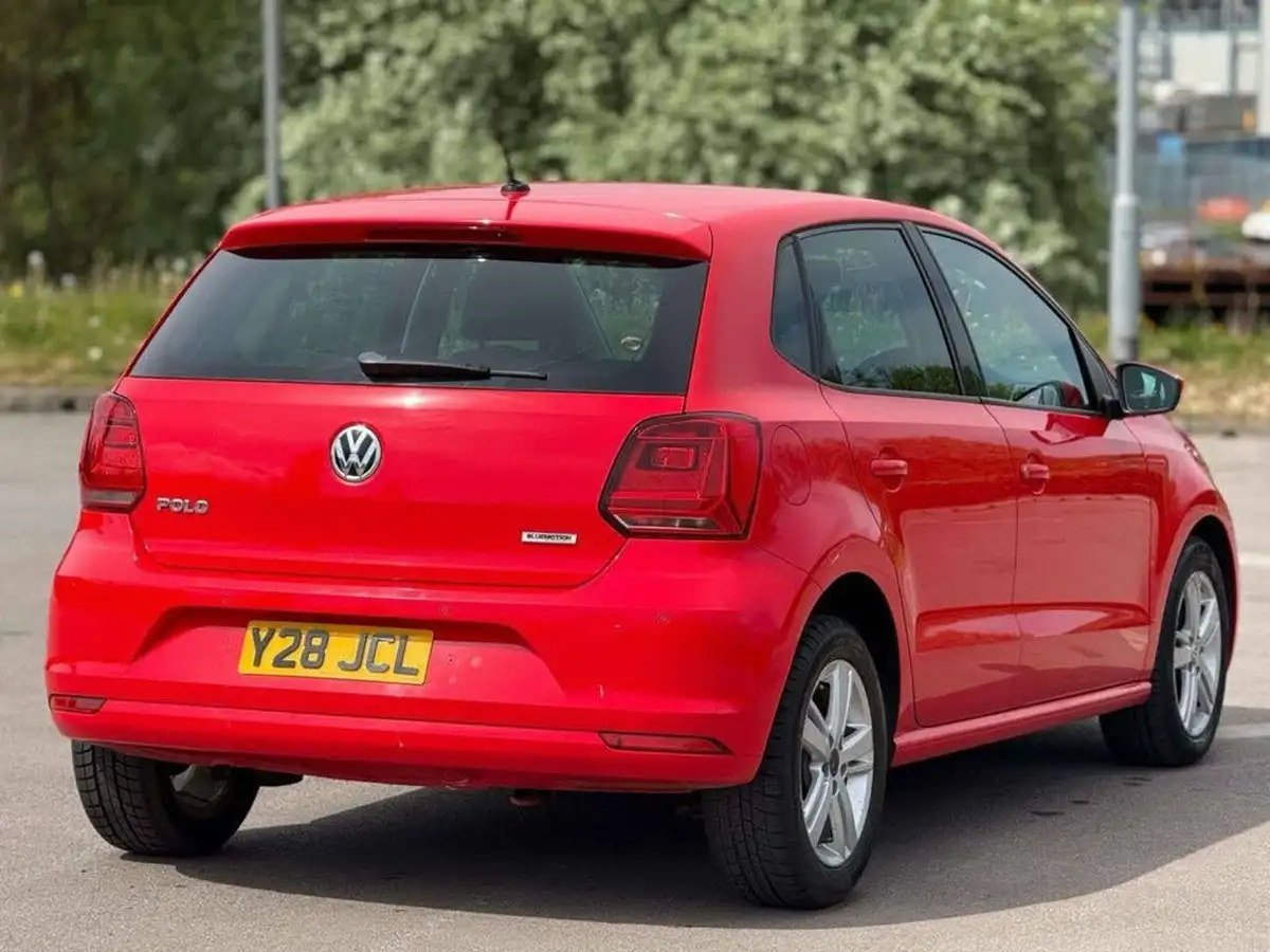2017-volkswagen-polo-10-match-60ps-ss-5d-big-3