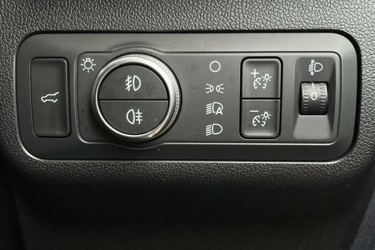 2023-ford-kuga-big-22