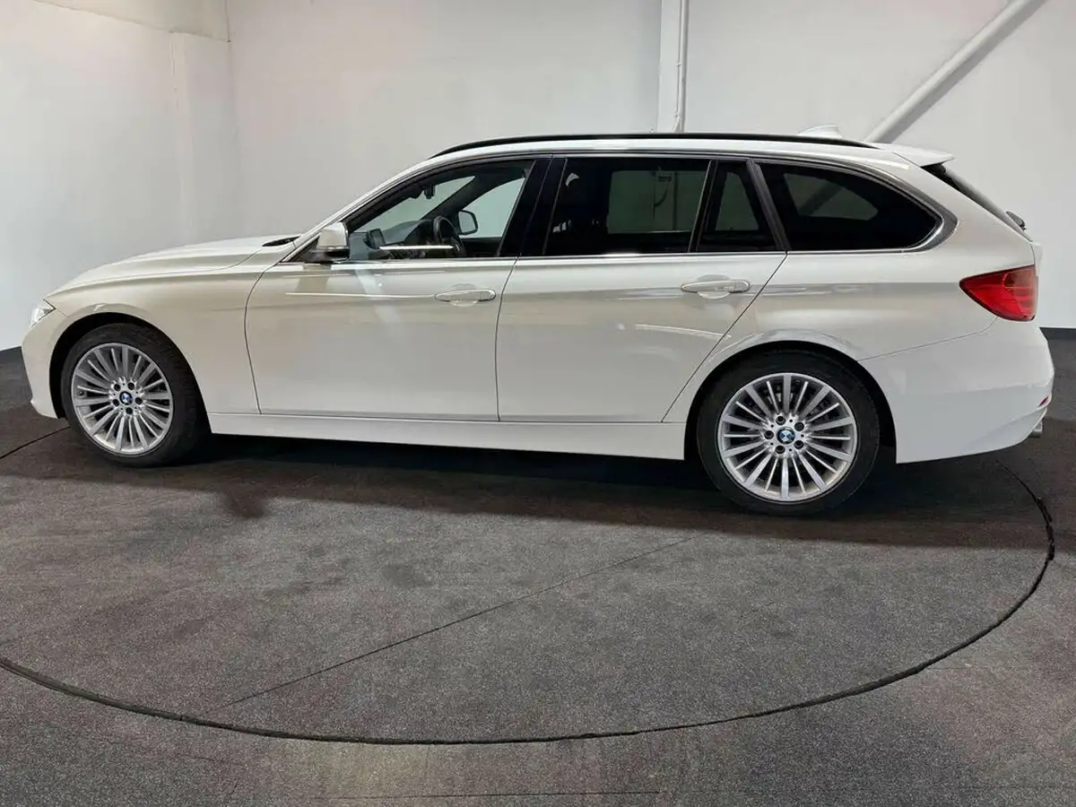2015-bmw-3-series-20-328i-luxury-touring-5d-auto-big-2