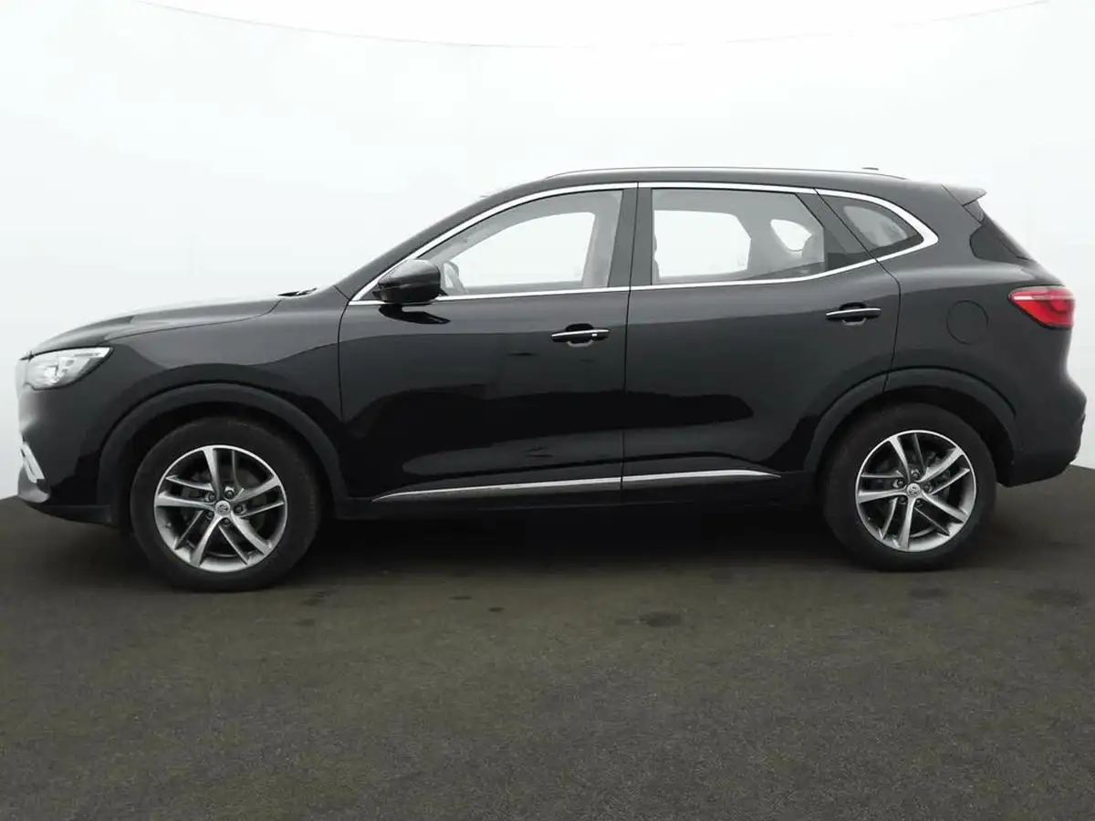2022-mg-hs-15t-gdi-excite-162ps-big-4