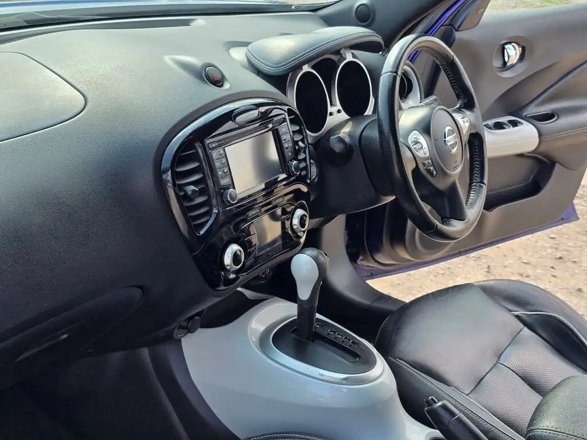 2015-nissan-juke-16-tekna-117ps-1598cc-xtronic-cvt-big-19