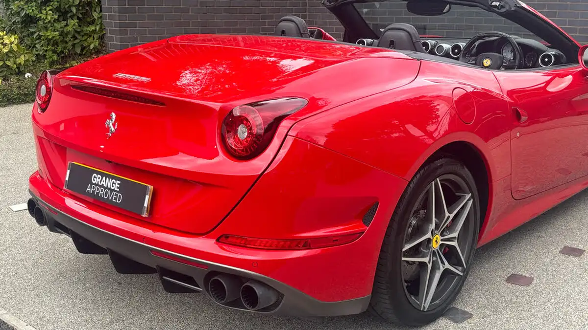 2016-ferrari-california-39-t-big-7