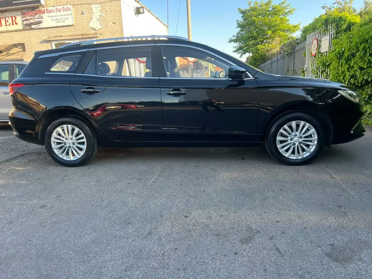 2021-mg-mg5-e-exclusive-ev-long-range-big-9