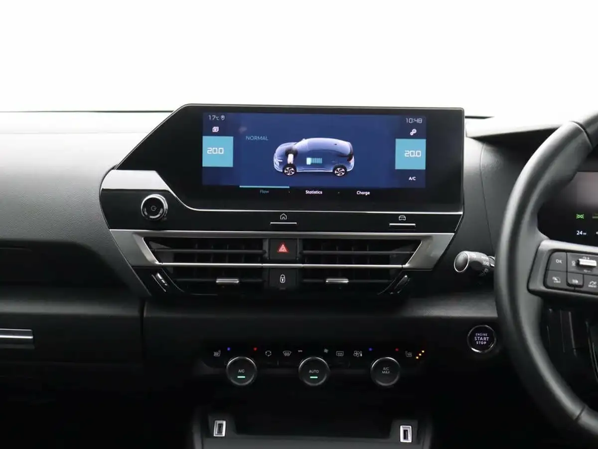 2024-citroen-c4-big-8