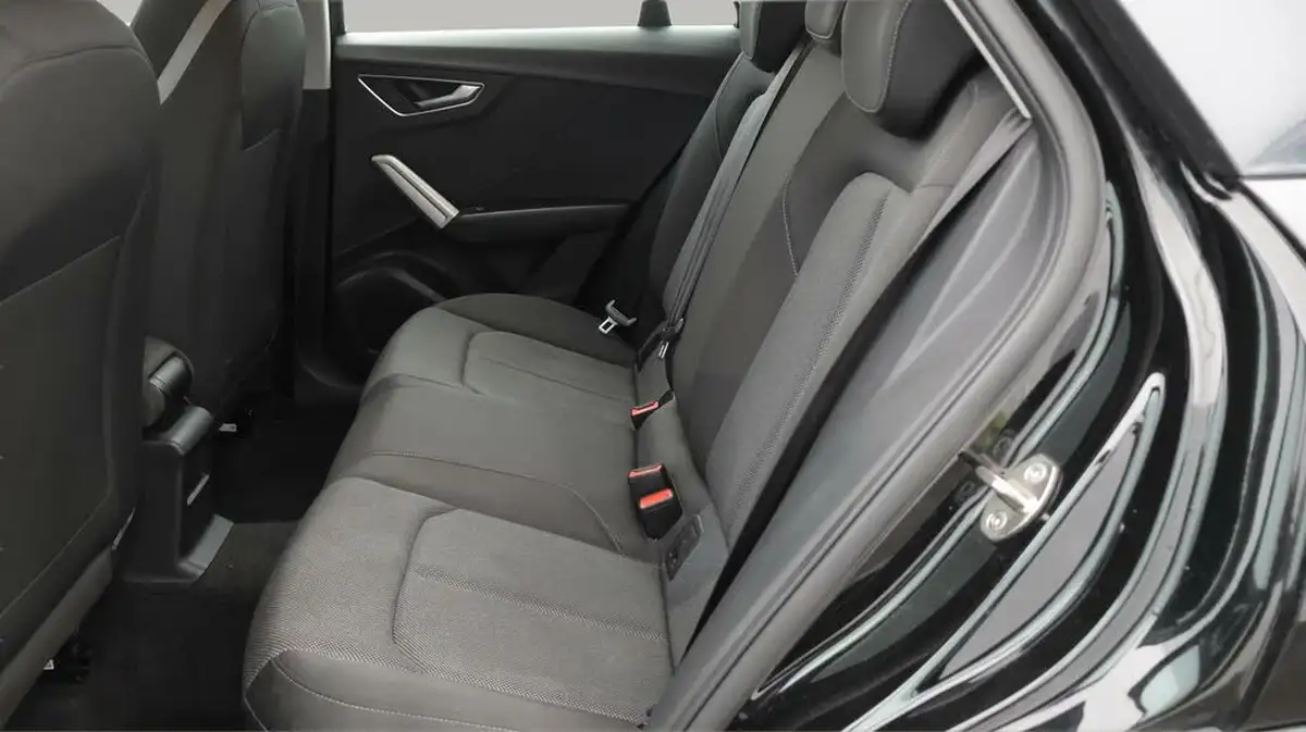 2021-audi-q2-10-30-tfsi-sport-big-16