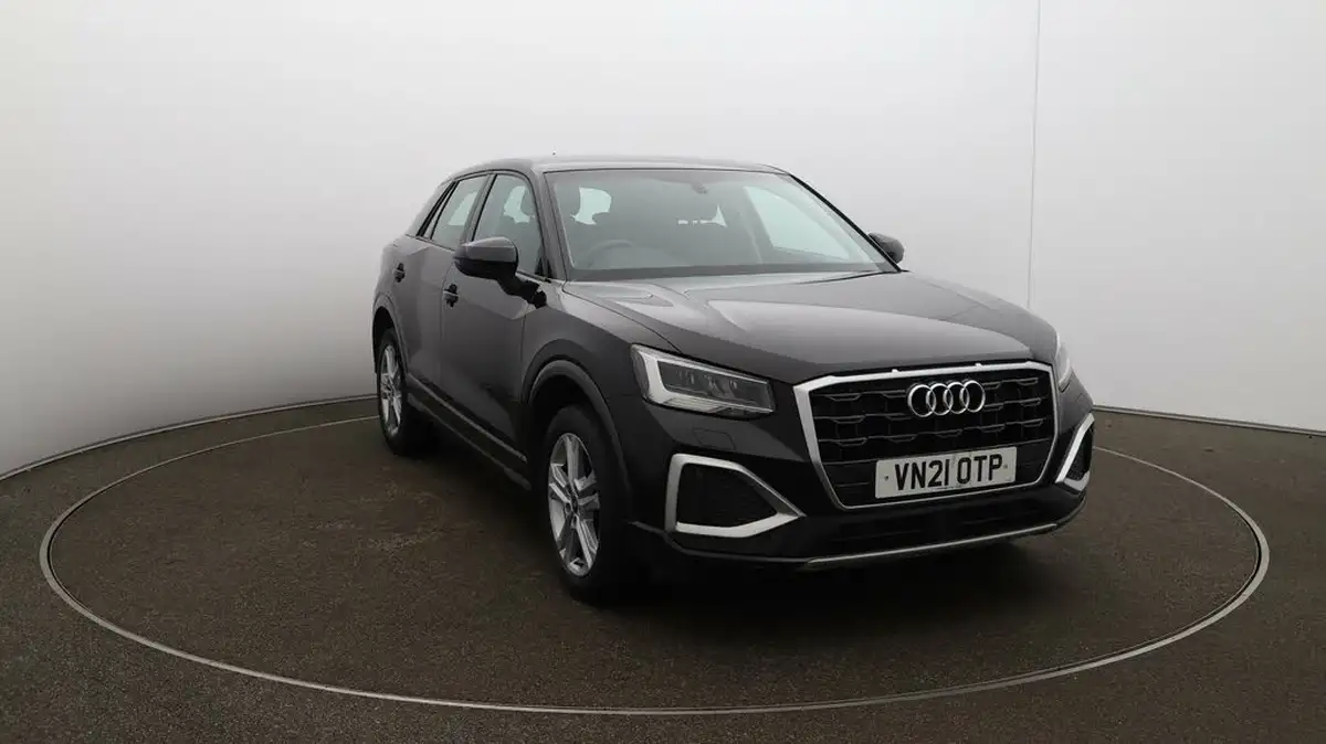 2021-audi-q2-10-30-tfsi-sport-big-40