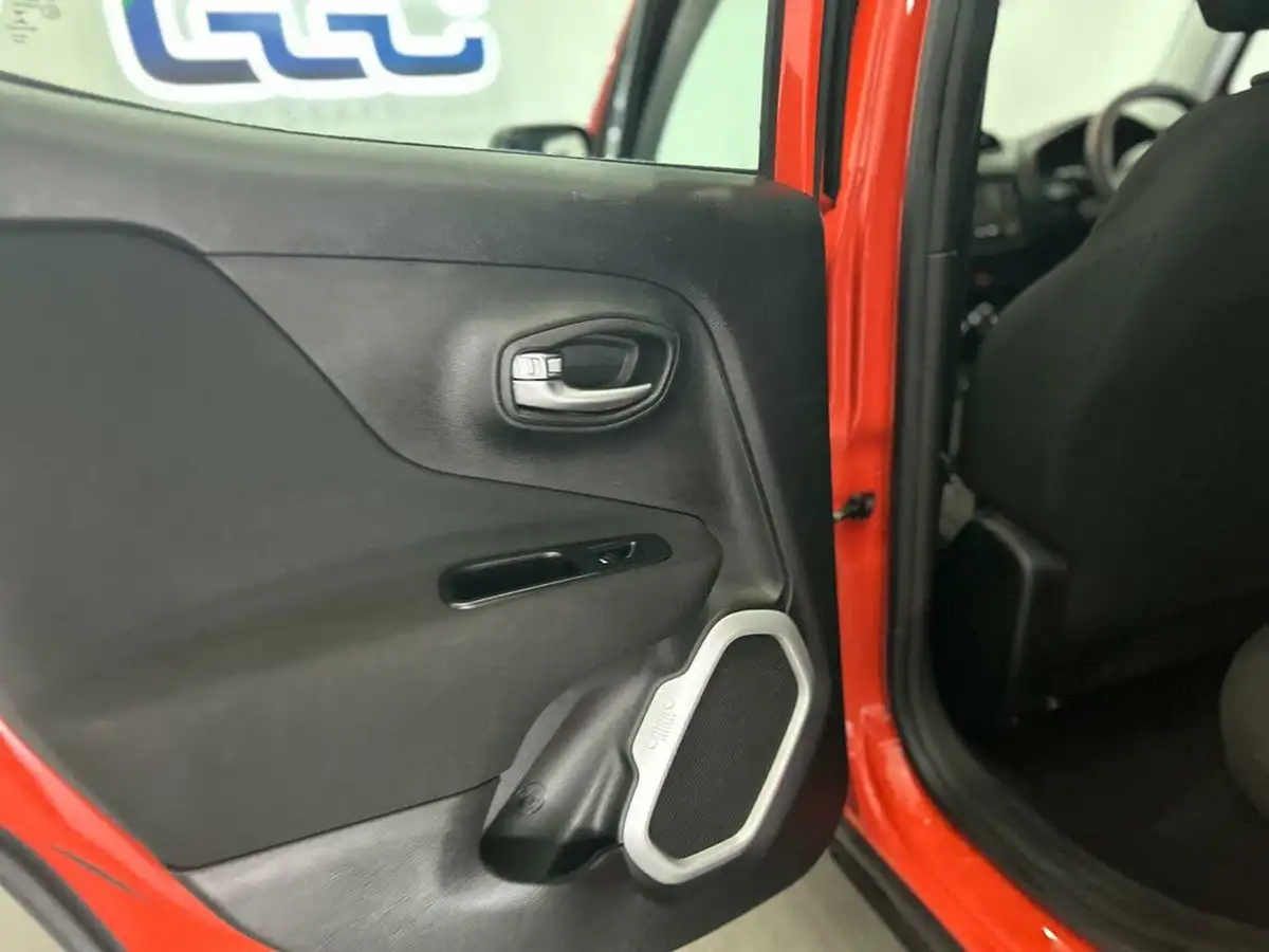 2015-jeep-renegade-16-e-torq-sport-big-26