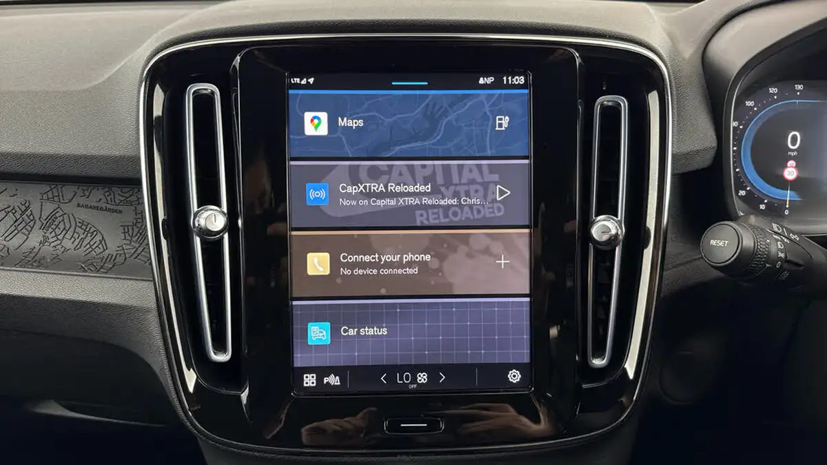 2023-volvo-xc40-e-recharge-core-228bhp-big-11