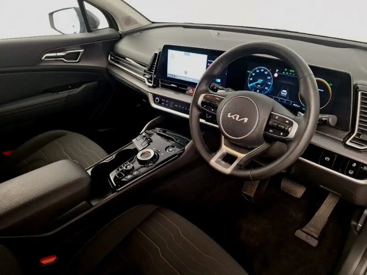 2024-kia-sportage-16-t-gdi-3-207bhp-hev-auto-big-10