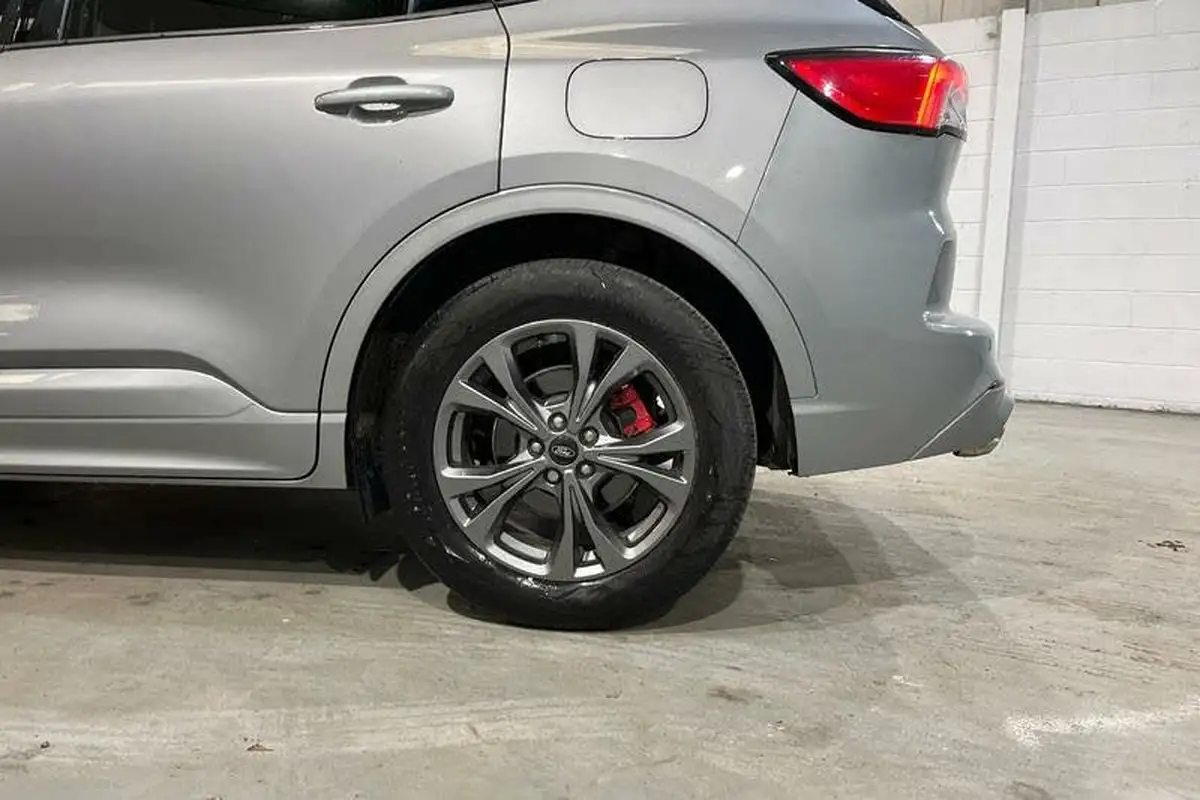 2021-ford-kuga-15-st-line-edition-big-7