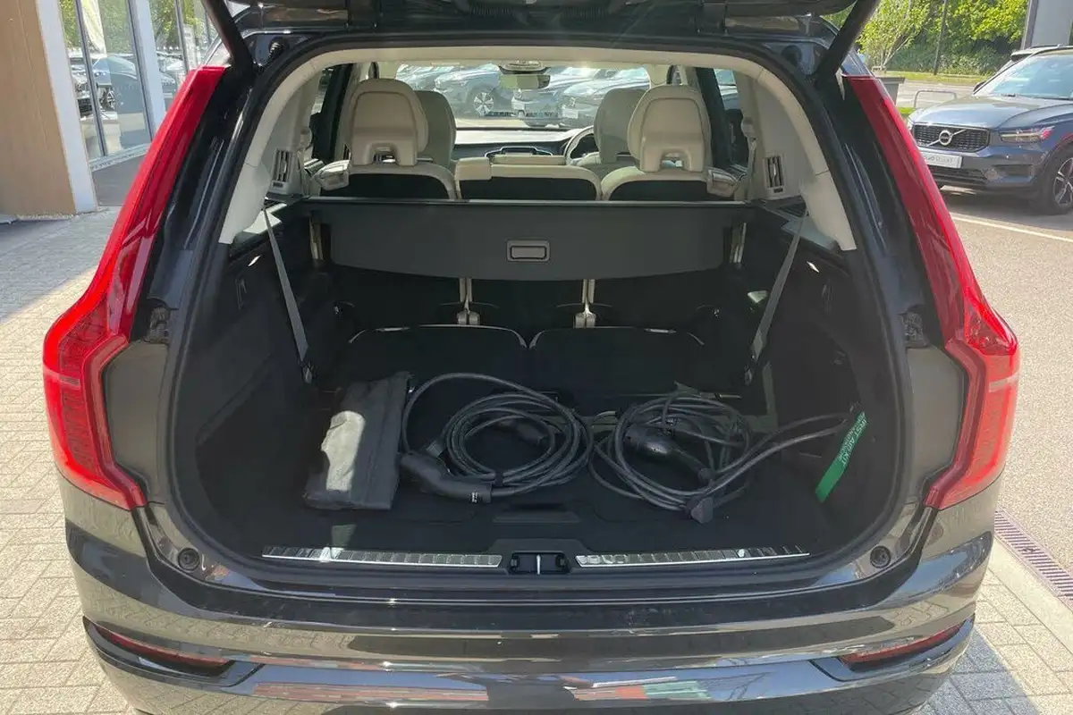 2024-volvo-xc90-20-t8-plus-big-20