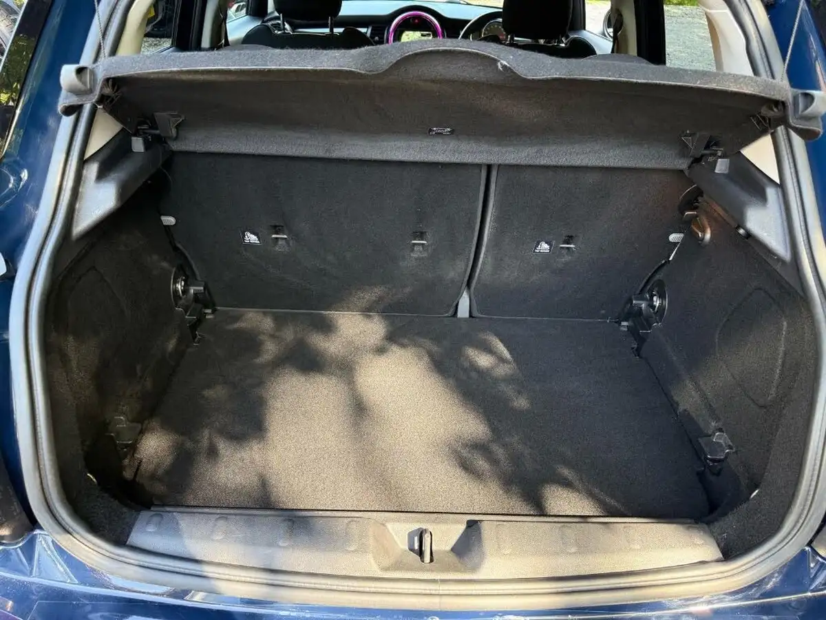 2017-mini-cooper-20-cooper-s-seven-media-xlss-5d-big-34