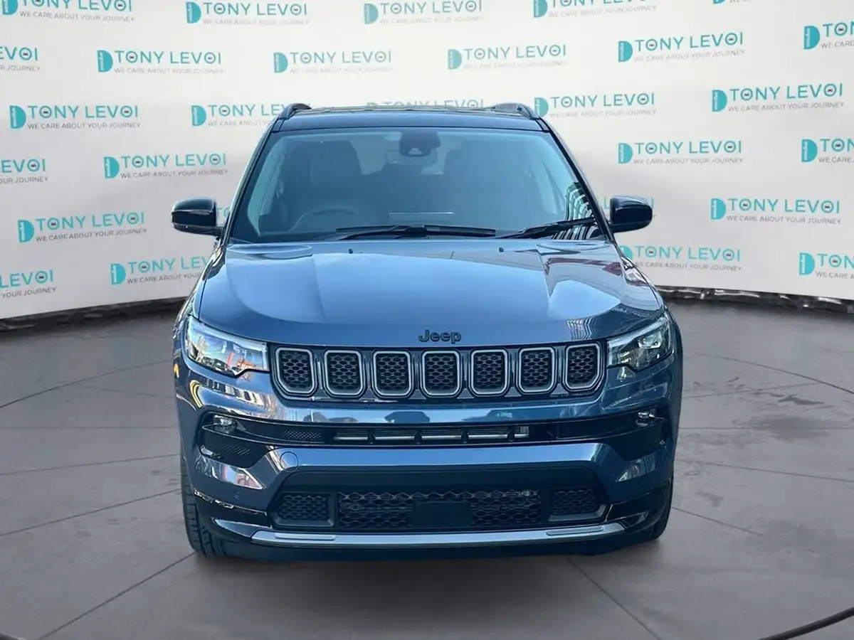 2025-jeep-compass-15-altitude-big-7