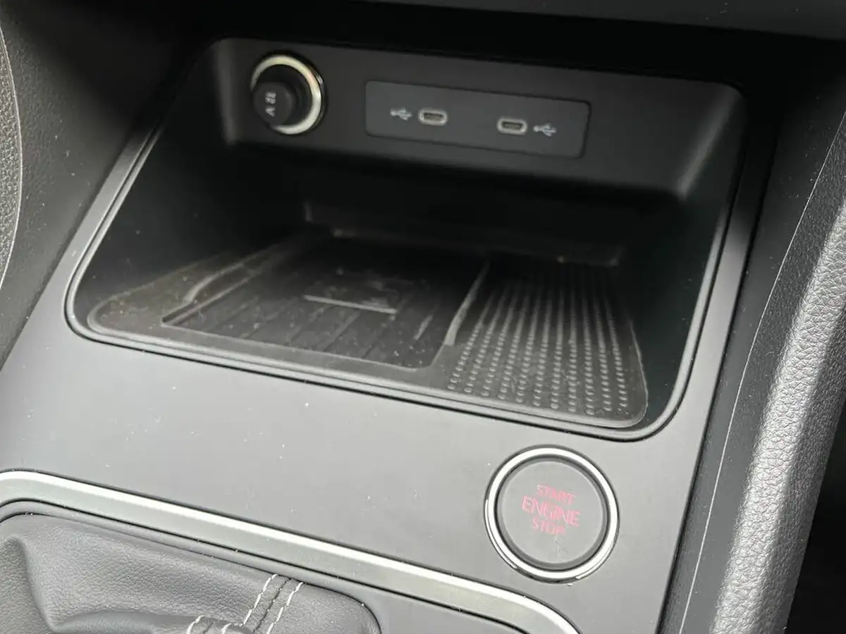 2025-seat-ateca-15-ecotsi-se-technology-dsg-big-26