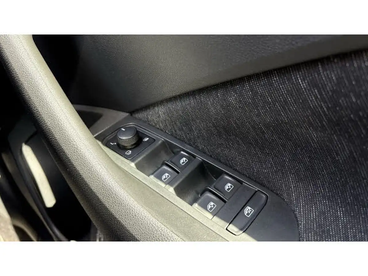 2020-skoda-scala-15-tsi-se-l-big-53
