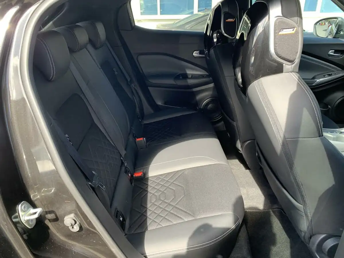 2020-nissan-juke-10-dig-t-tekna-117ps-dct-big-14