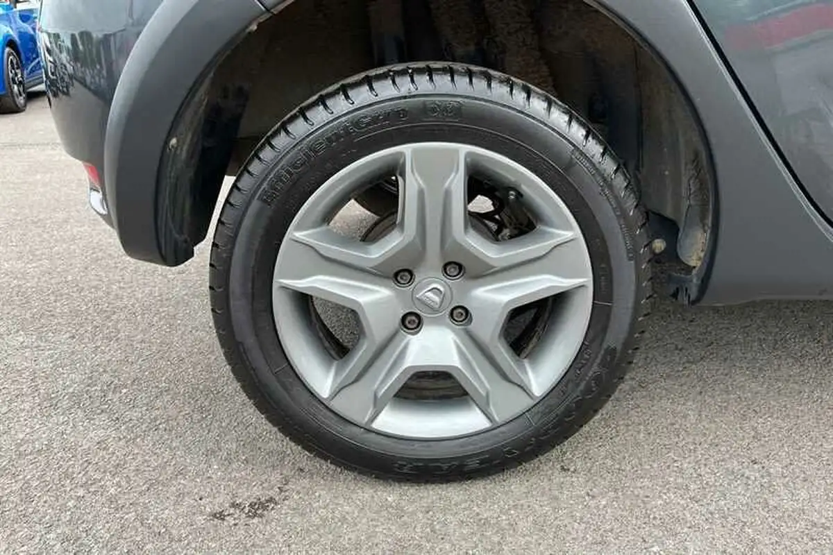 2020-dacia-sandero-stepway-09-tce-comfort-big-9