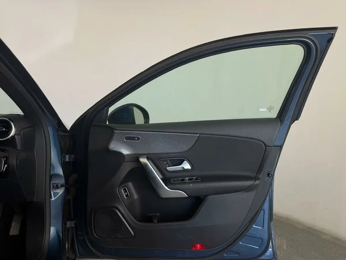 2022-mercedes-benz-a-class-13-a180-sport-executive-edition-saloon-4d-7g-dct-big-27