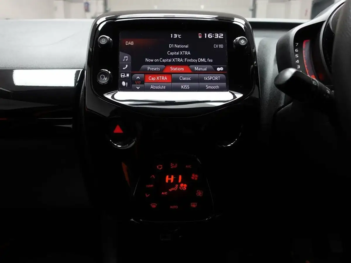 2020-toyota-aygo-10-vvt-i-x-cite-big-16