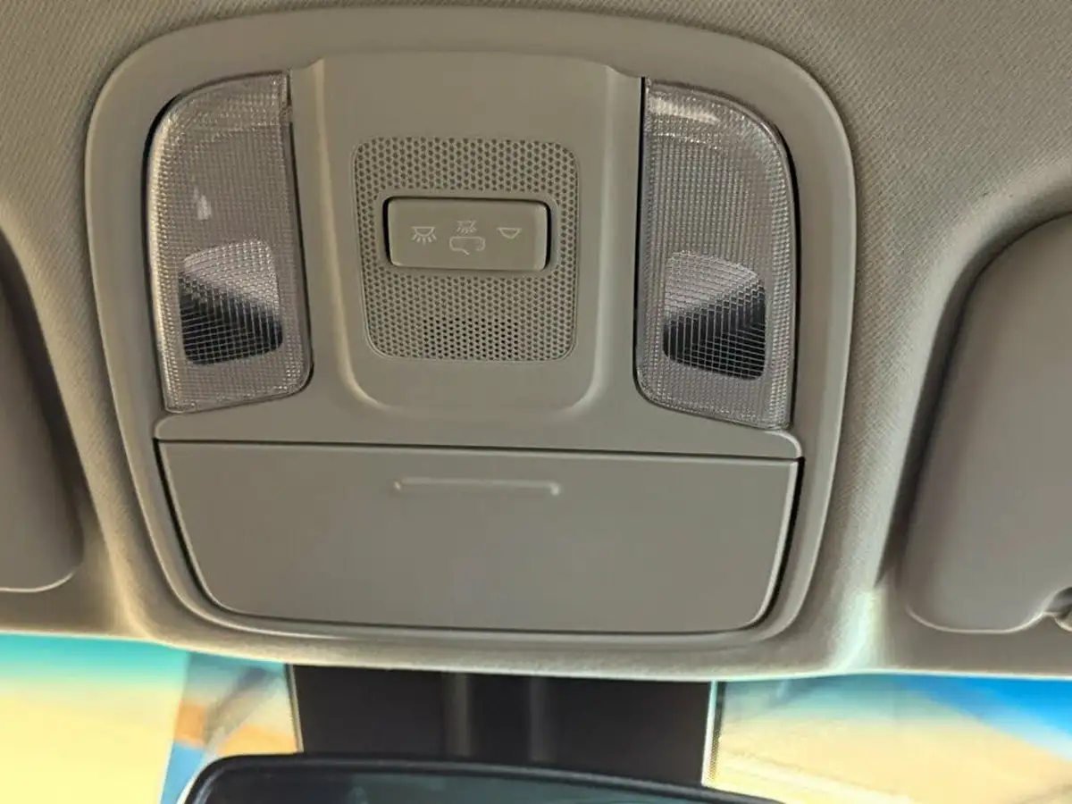 2022-kia-niro-ev-e-2-big-33