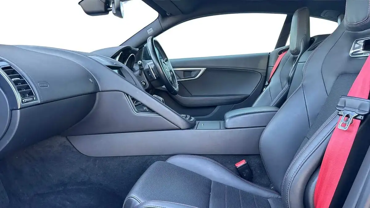 2019-jaguar-f-type-30-v6-sc-r-dynamic-340ps-coupe-auto-big-2