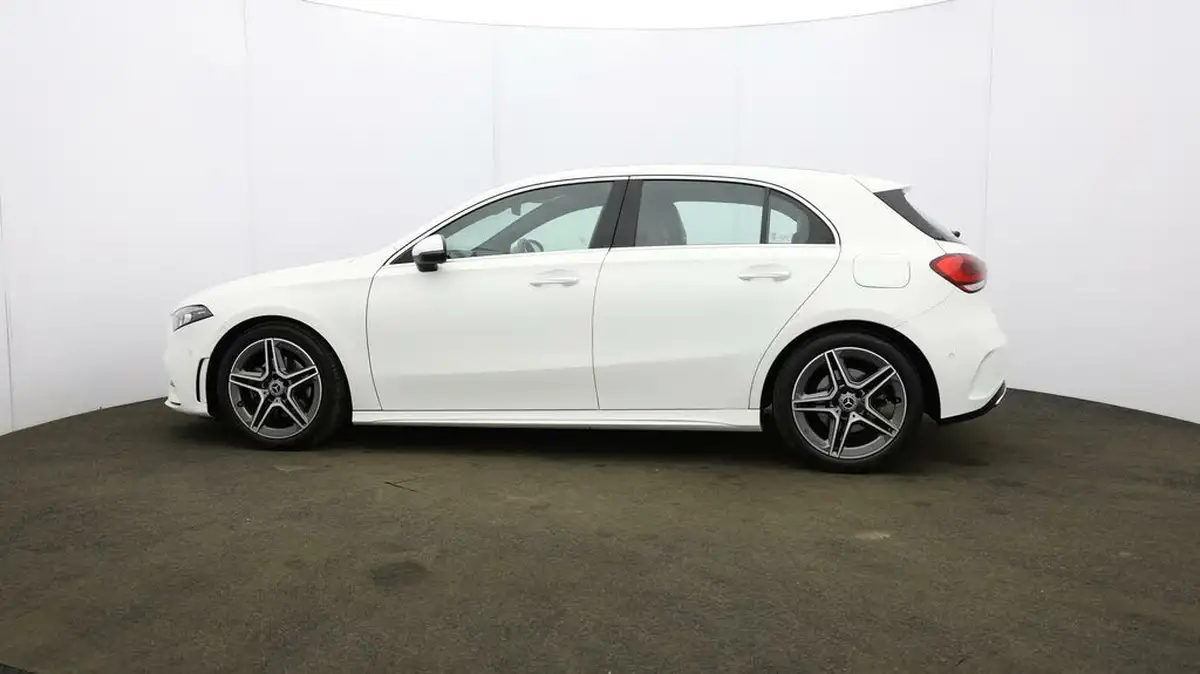 2018-mercedes-benz-a-class-13-a200-amg-line-premiumss-hatchback-5d-7g-dct-big-67